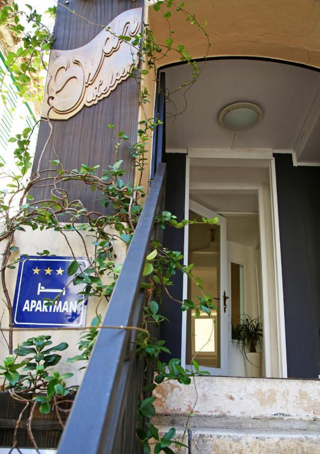 Swan City Apartment & Room Sibenik Ngoại thất bức ảnh