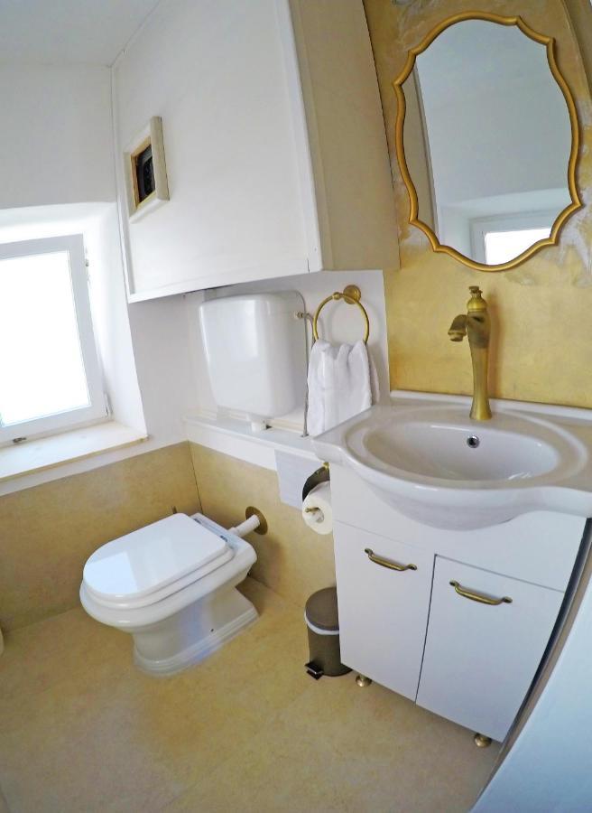 Swan City Apartment & Room Sibenik Ngoại thất bức ảnh