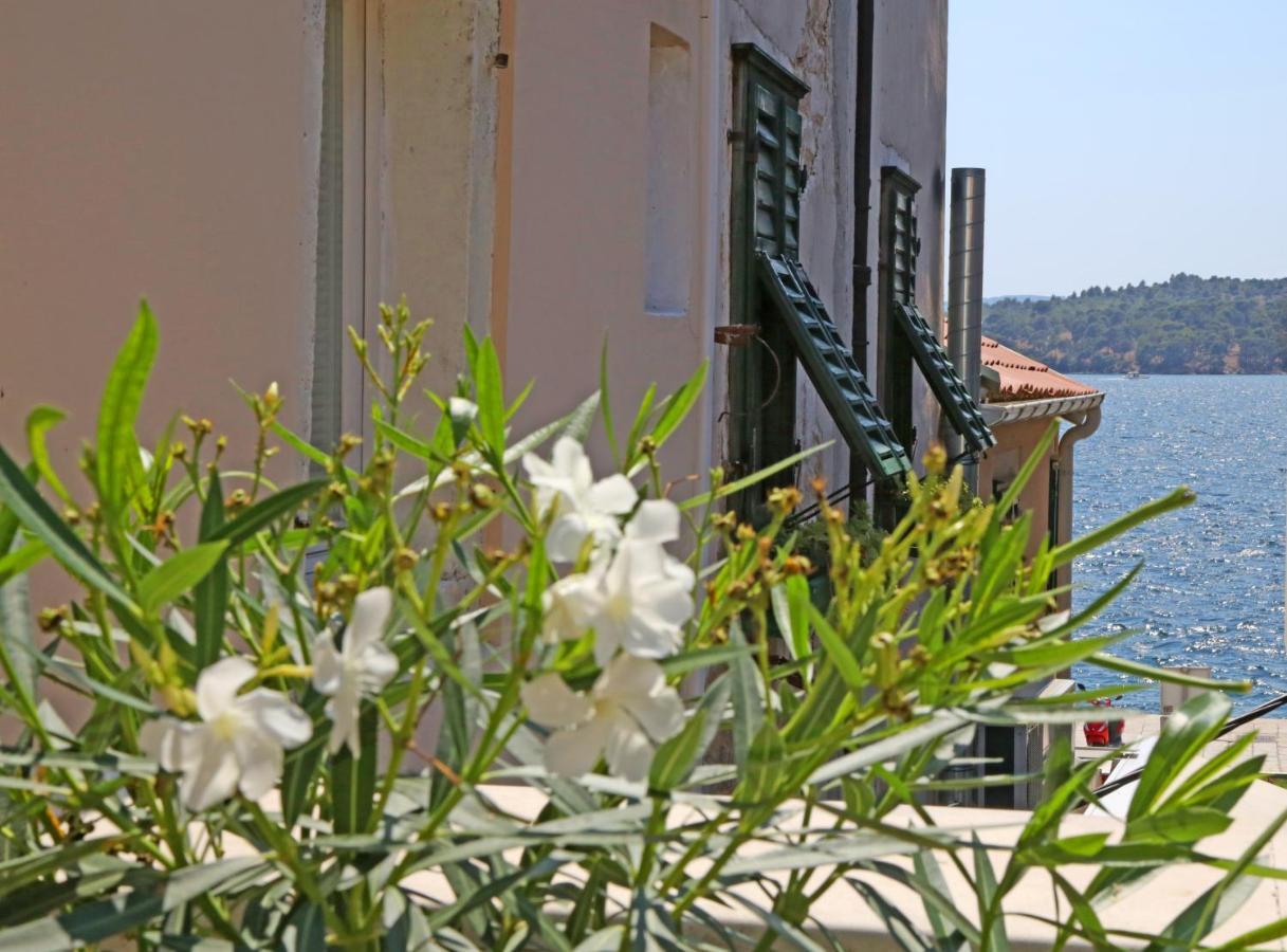 Swan City Apartment & Room Sibenik Ngoại thất bức ảnh