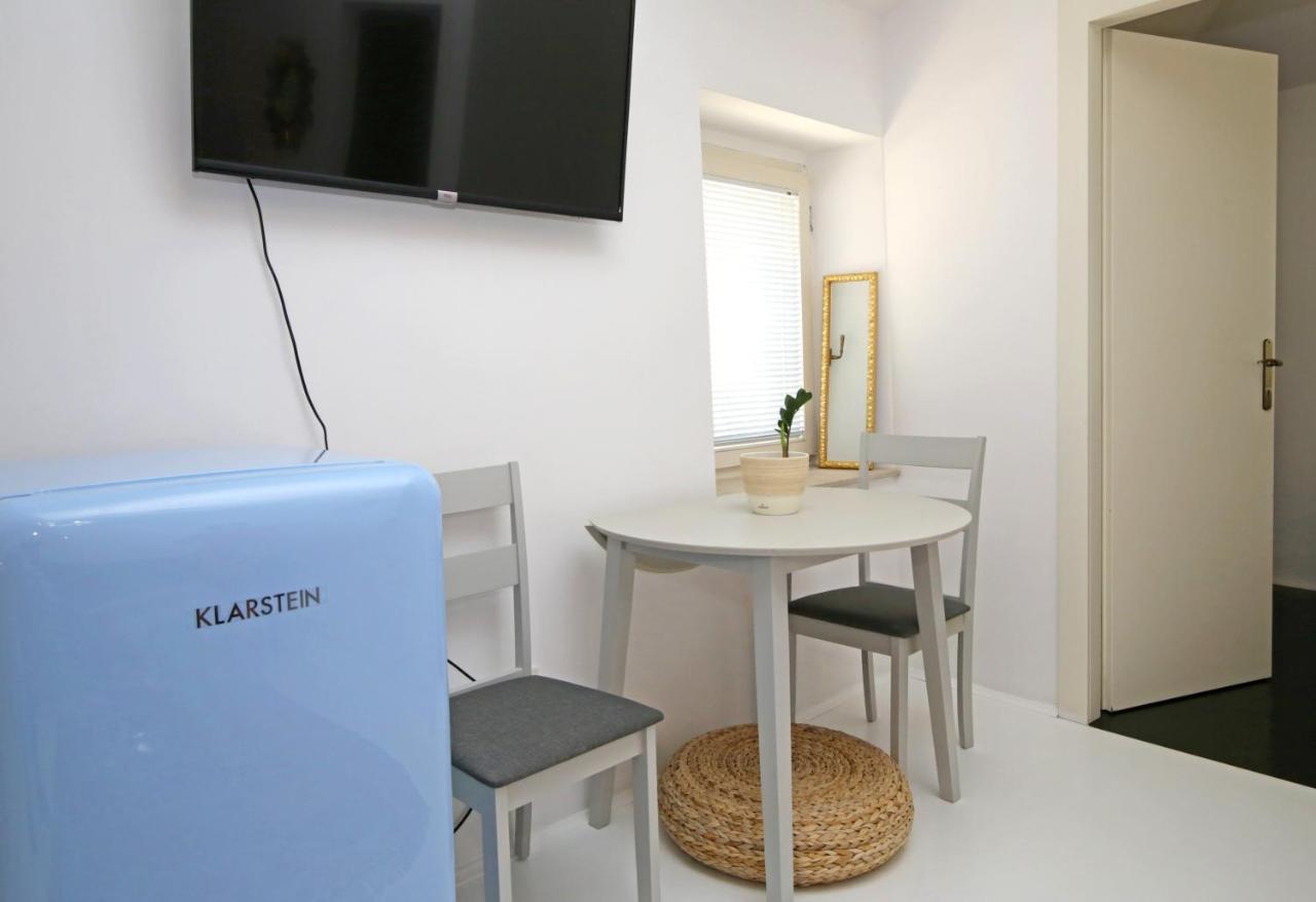 Swan City Apartment & Room Sibenik Ngoại thất bức ảnh